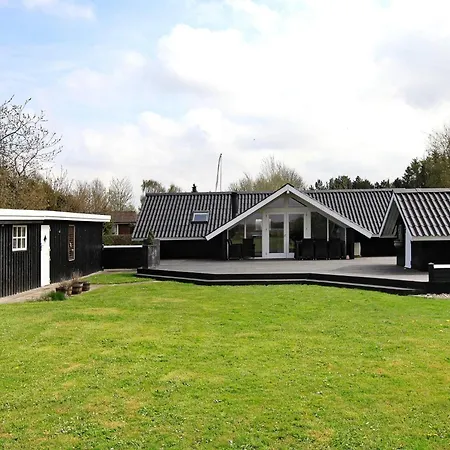 4 Star Holiday Home In Ansager * Ansager