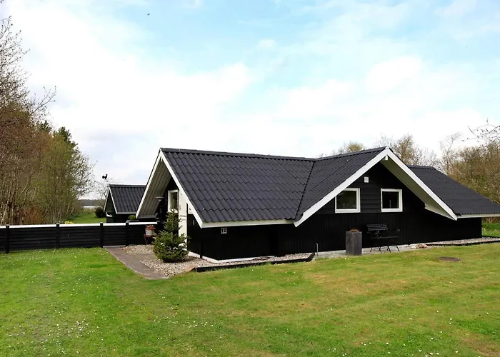 6 Person In Ansager-by Traum * Ansager